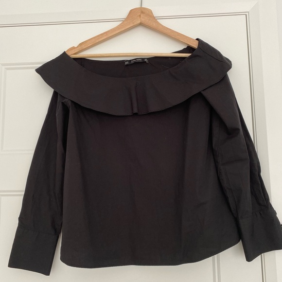 Zara top 🖤 - Picture 4 of 4